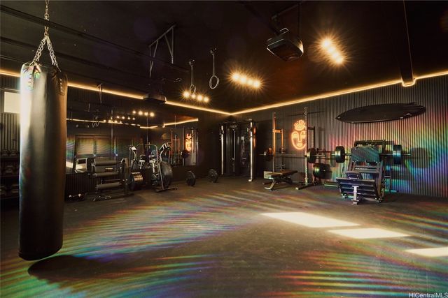 61-1010 Tutu Place, Haleiwa, HI 96712