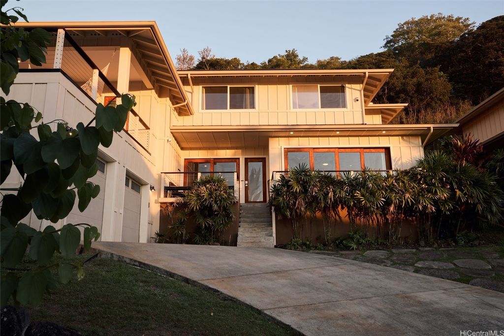 61-1010 Tutu Place, Haleiwa, HI 96712