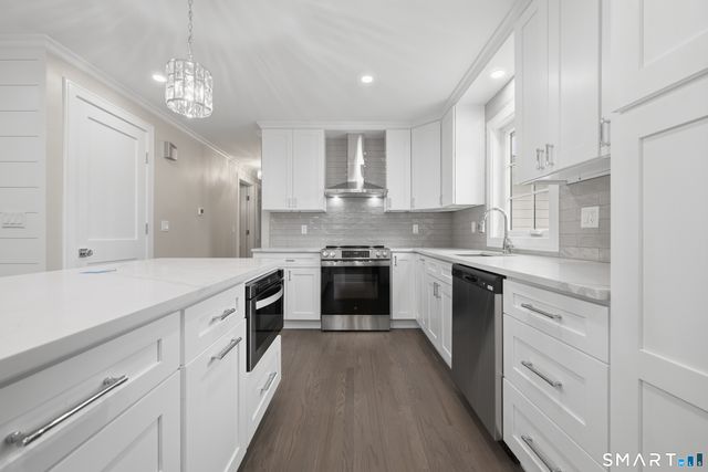 110 Russell Road, Stratford, CT 06614