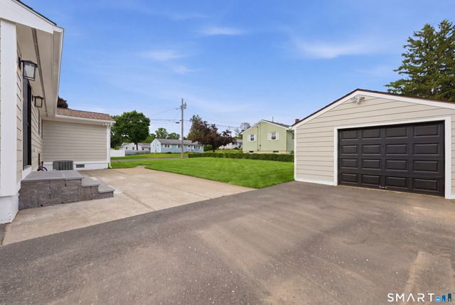 110 Russell Road, Stratford, CT 06614