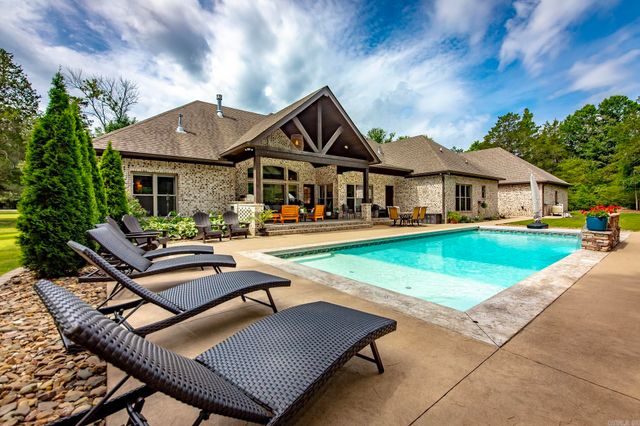 3100 York Ln, Conway, AR 72034