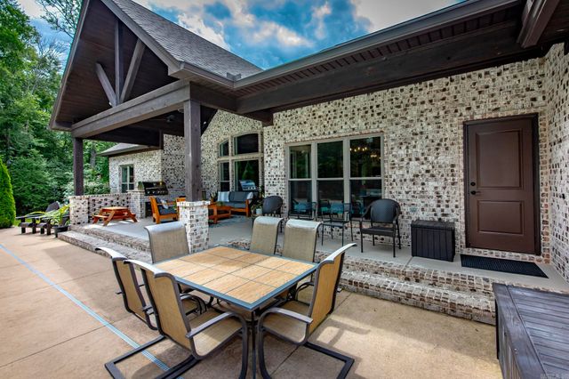 3100 York Ln, Conway, AR 72034