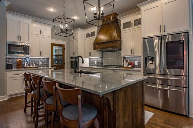 3100 York Ln, Conway, AR 72034