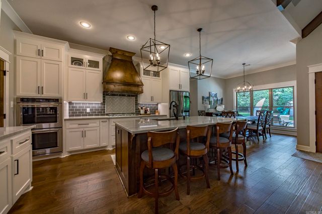 3100 York Ln, Conway, AR 72034