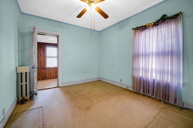 7652 S Cornell Avenue, Chicago, IL 60649