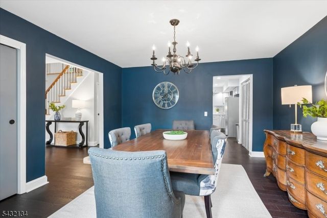 5 Blanchet Ct, Florham Park Boro, NJ 07932