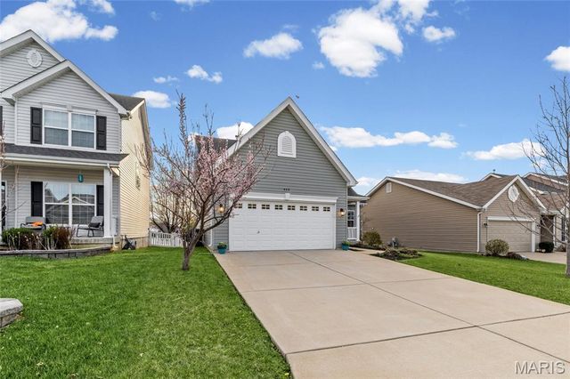 408 Hollowgate Court, Lake St Louis, MO 63367