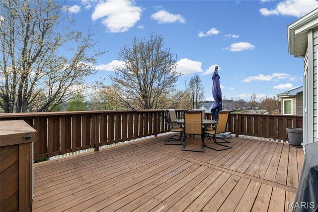 408 Hollowgate Court, Lake St Louis, MO 63367