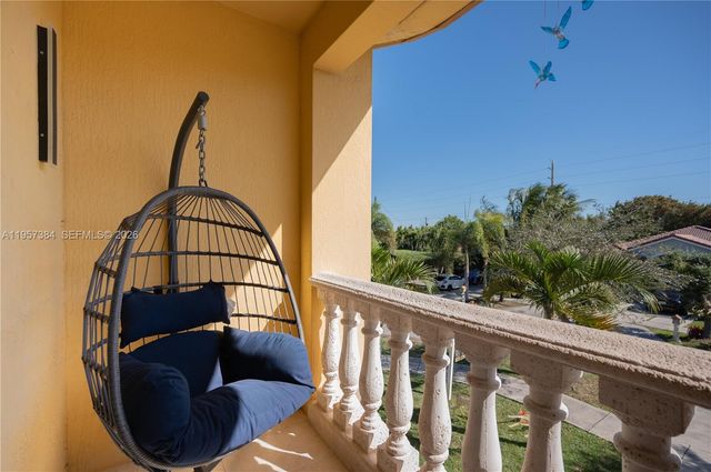 1046 NE 17th Ter, Homestead, FL 33033