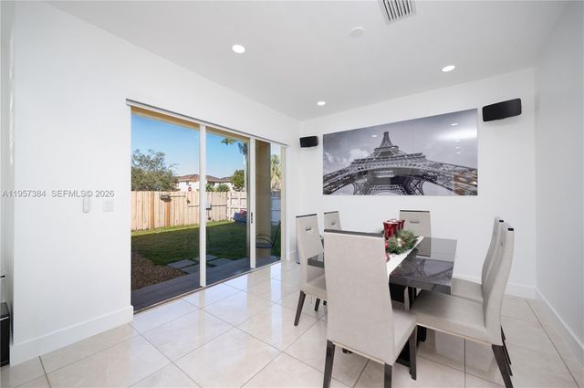 1046 NE 17th Ter, Homestead, FL 33033