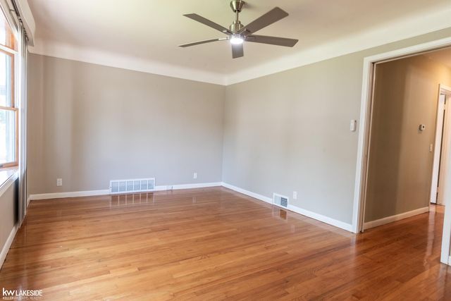 23636 Beverly Street, St Clair Shores, MI 48082