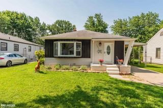 23636 Beverly Street, St Clair Shores, MI 48082