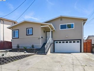 2579 Jacobs St, Hayward, CA 94541