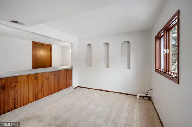 15740 Harmony Way, Apple Valley, MN 55124