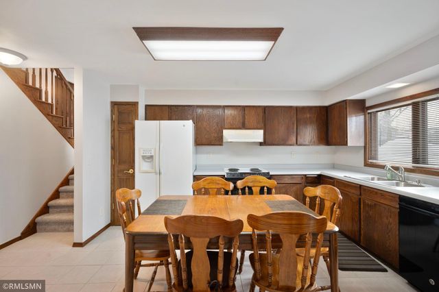 15740 Harmony Way, Apple Valley, MN 55124