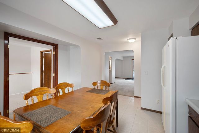 15740 Harmony Way, Apple Valley, MN 55124