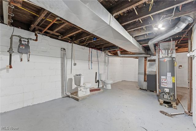 2014 25th Street NE, Canton, OH 44705