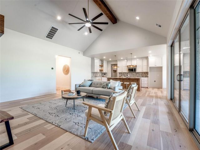 1770 S May Avenue, Guthrie, OK 73044
