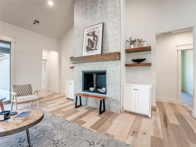 1770 S May Avenue, Guthrie, OK 73044