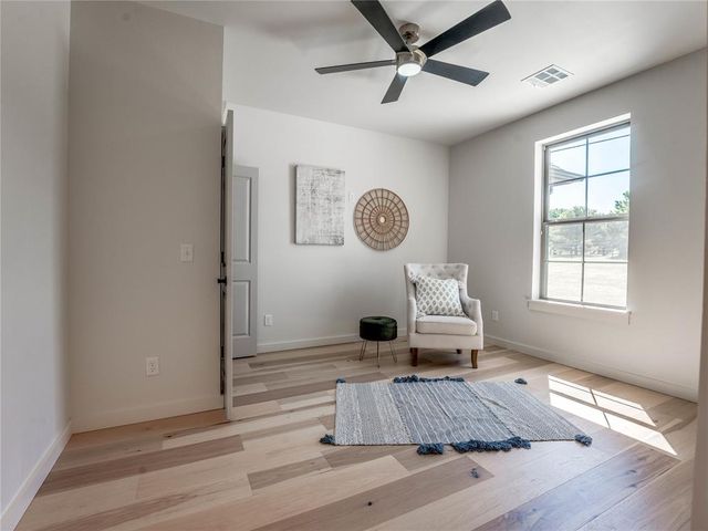 1770 S May Avenue, Guthrie, OK 73044