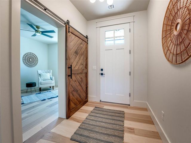 1770 S May Avenue, Guthrie, OK 73044