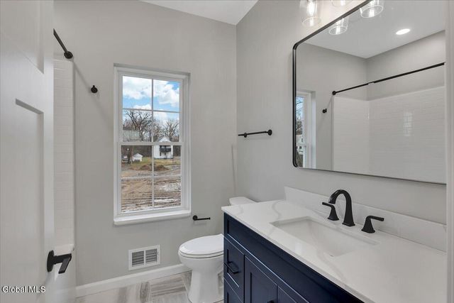 2 Livingston Avenue, Scotia, NY 12302