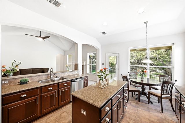 2214 Yellow Bird TRL, Austin, TX 78734