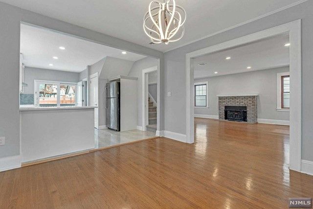 178 Vreeland Avenue, Rutherford, NJ 07070