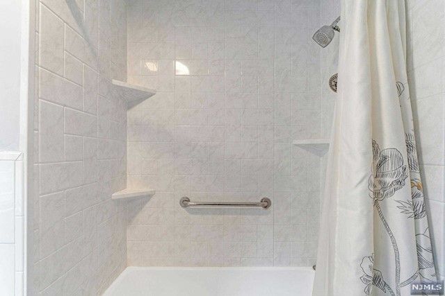 178 Vreeland Avenue, Rutherford, NJ 07070