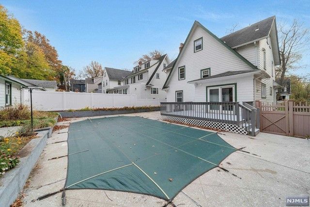 178 Vreeland Avenue, Rutherford, NJ 07070