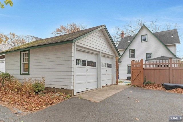 178 Vreeland Avenue, Rutherford, NJ 07070