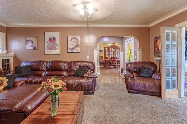 2568 Dewey Avenue, Rochester, NY 14616