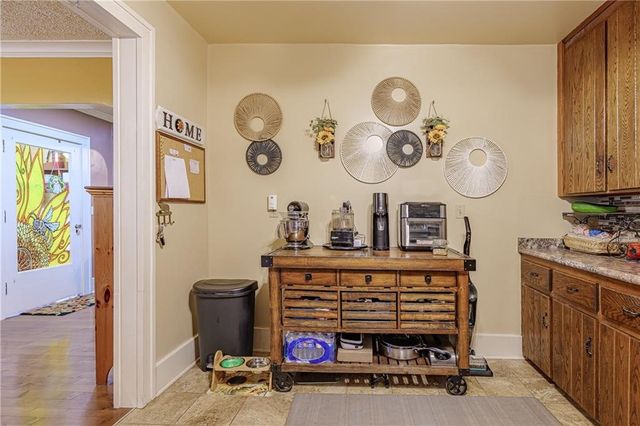 2568 Dewey Avenue, Rochester, NY 14616