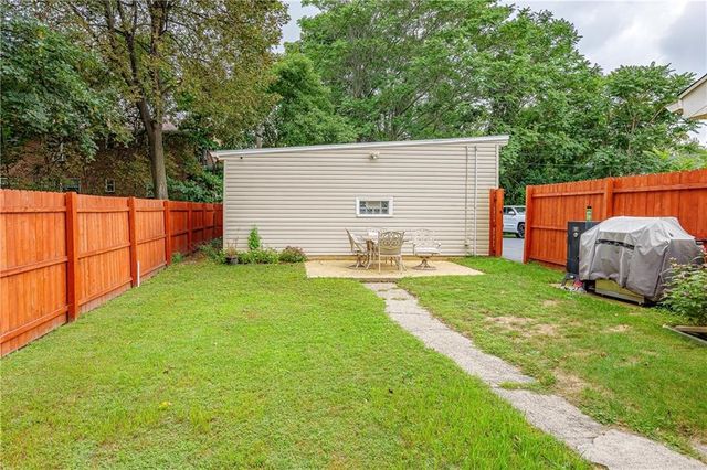 2568 Dewey Avenue, Rochester, NY 14616
