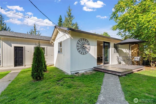 1404 10th Avenue SE, Olympia, WA 98501