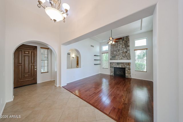 2407 E GLACIER Place, Chandler, AZ 85249