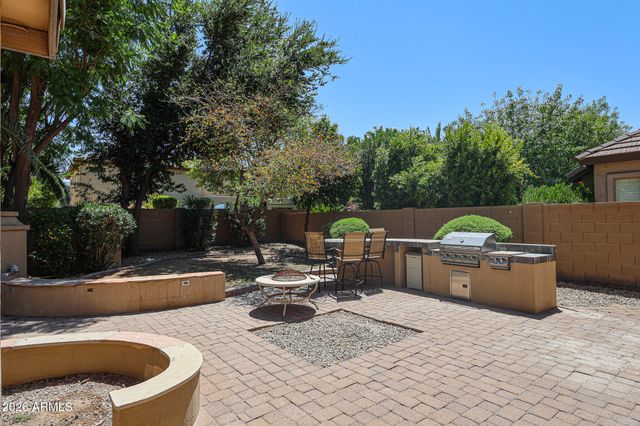 2407 E GLACIER Place, Chandler, AZ 85249