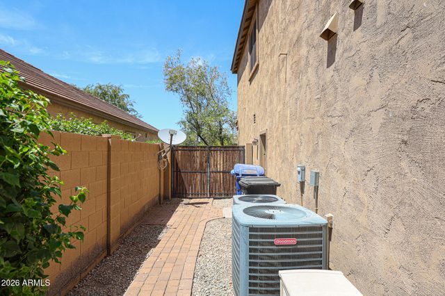 2407 E GLACIER Place, Chandler, AZ 85249