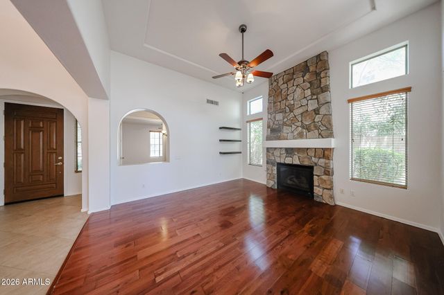 2407 E GLACIER Place, Chandler, AZ 85249
