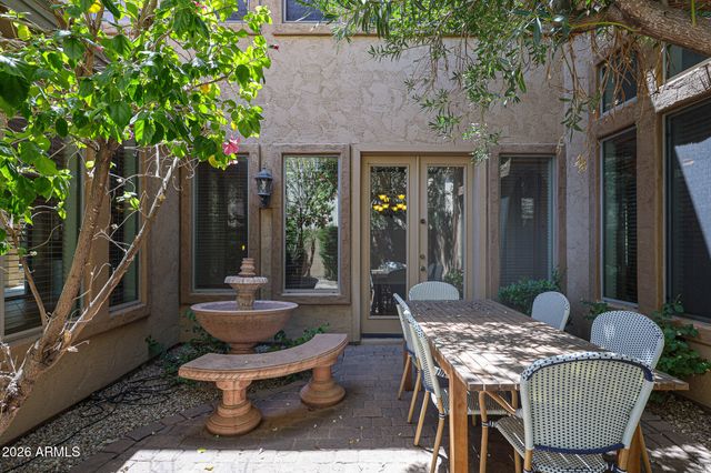 2407 E GLACIER Place, Chandler, AZ 85249