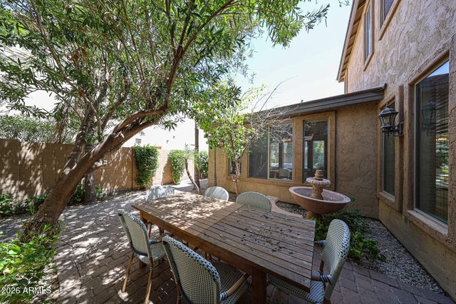 2407 E GLACIER Place, Chandler, AZ 85249