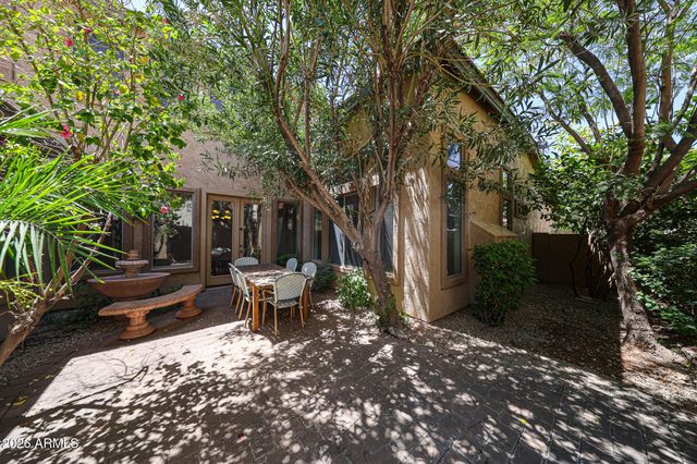 2407 E GLACIER Place, Chandler, AZ 85249