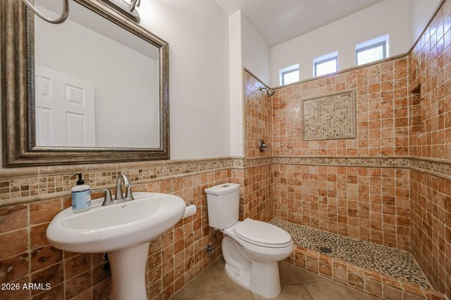 2407 E GLACIER Place, Chandler, AZ 85249