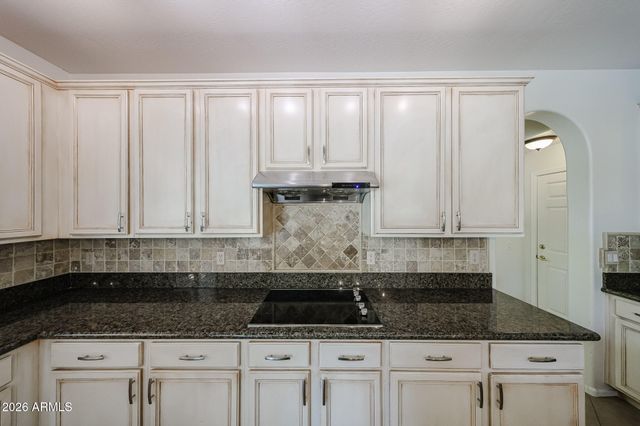 2407 E GLACIER Place, Chandler, AZ 85249