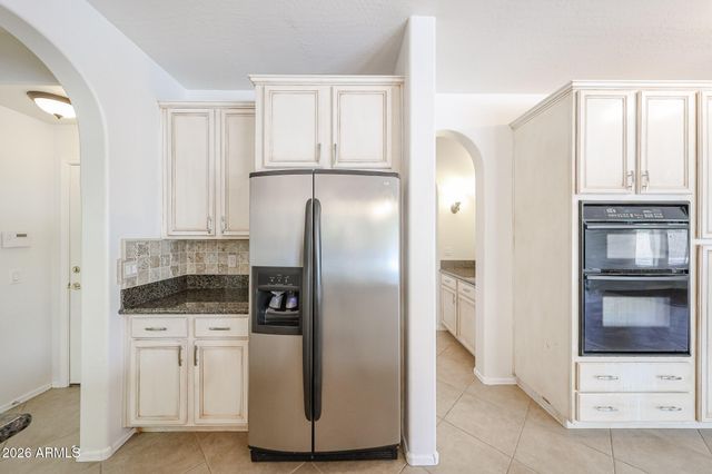 2407 E GLACIER Place, Chandler, AZ 85249