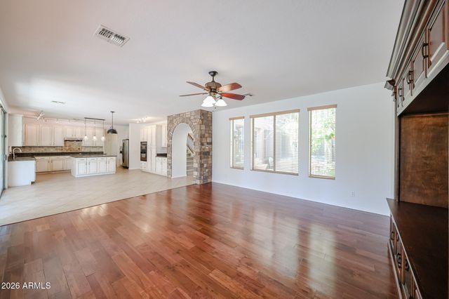 2407 E GLACIER Place, Chandler, AZ 85249