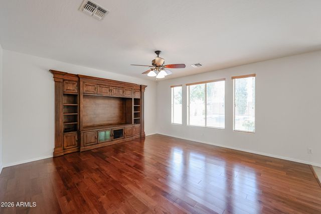 2407 E GLACIER Place, Chandler, AZ 85249