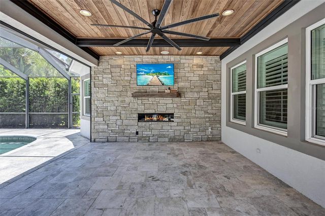 11908 MERIDIAN POINT DRIVE, Tampa, FL 33626