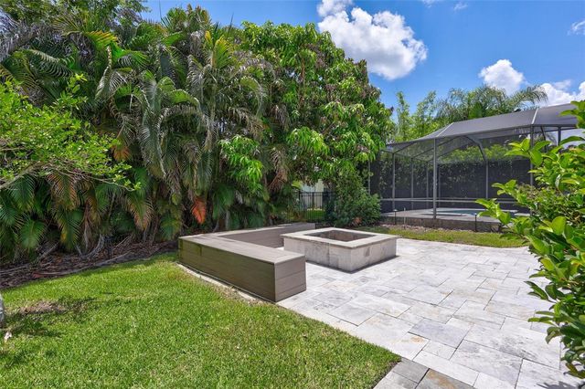 11908 MERIDIAN POINT DRIVE, Tampa, FL 33626