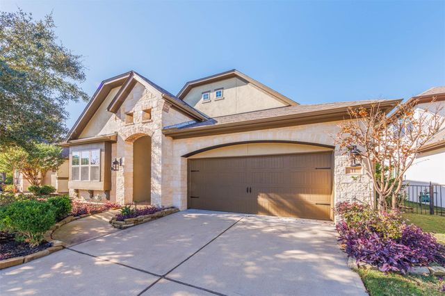 11 Floral Hills Lane, Fulshear, TX 77441